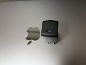 ポートはUSB-Cが一つ
